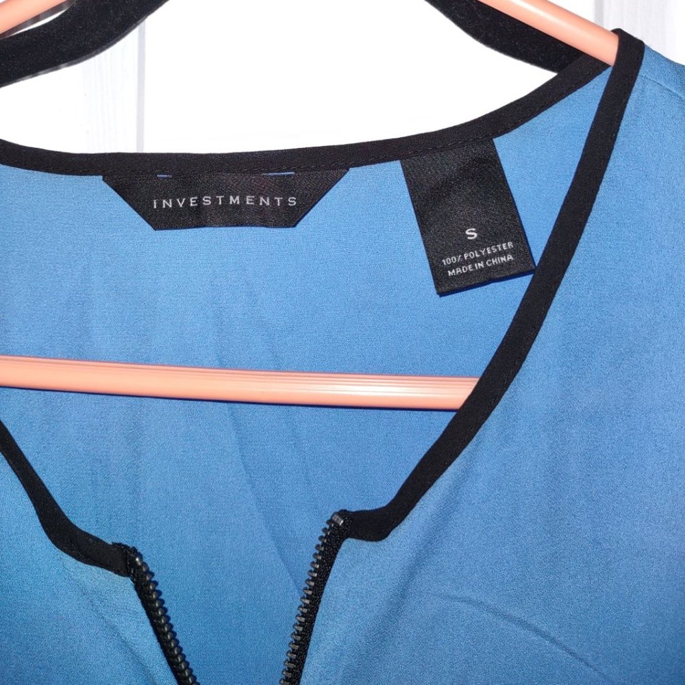 Investments Blue front zipper blouse